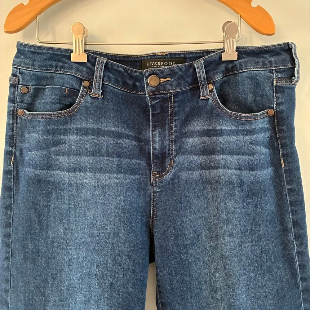 Liverpool Jeans Womens 12/31 Dark Blue Straight Leg Whiskered Stretch Cropped - Picture 2 of 16